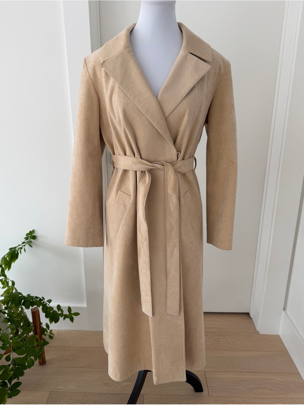 VINTAGE Faux Suede Trench Coat Tie Belt Classic Minimalist Neutral Dressy Chic